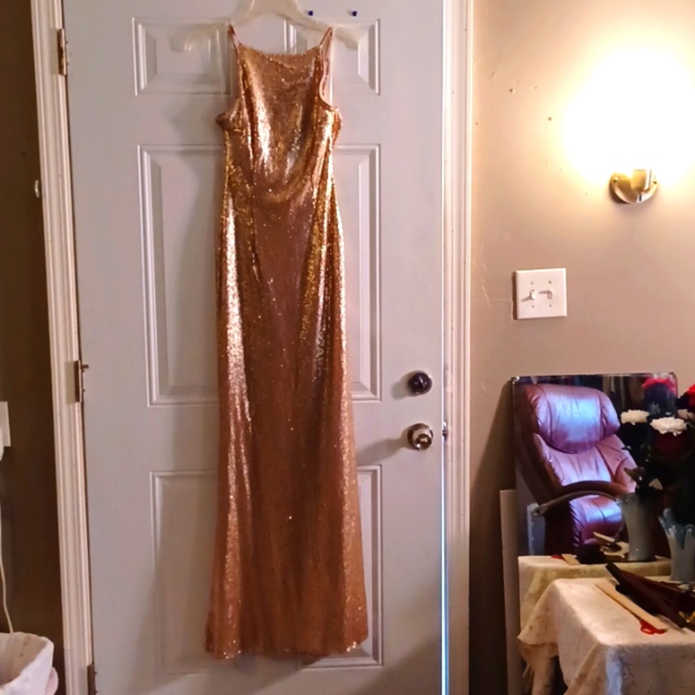 Lulu's Gold Sequined Formal Dress S